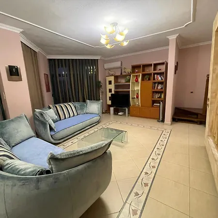 Apartment Mak