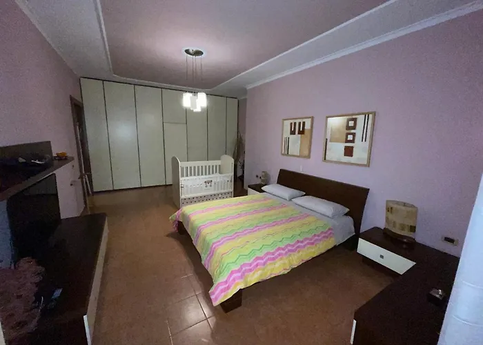 شقة Mak تيرانا